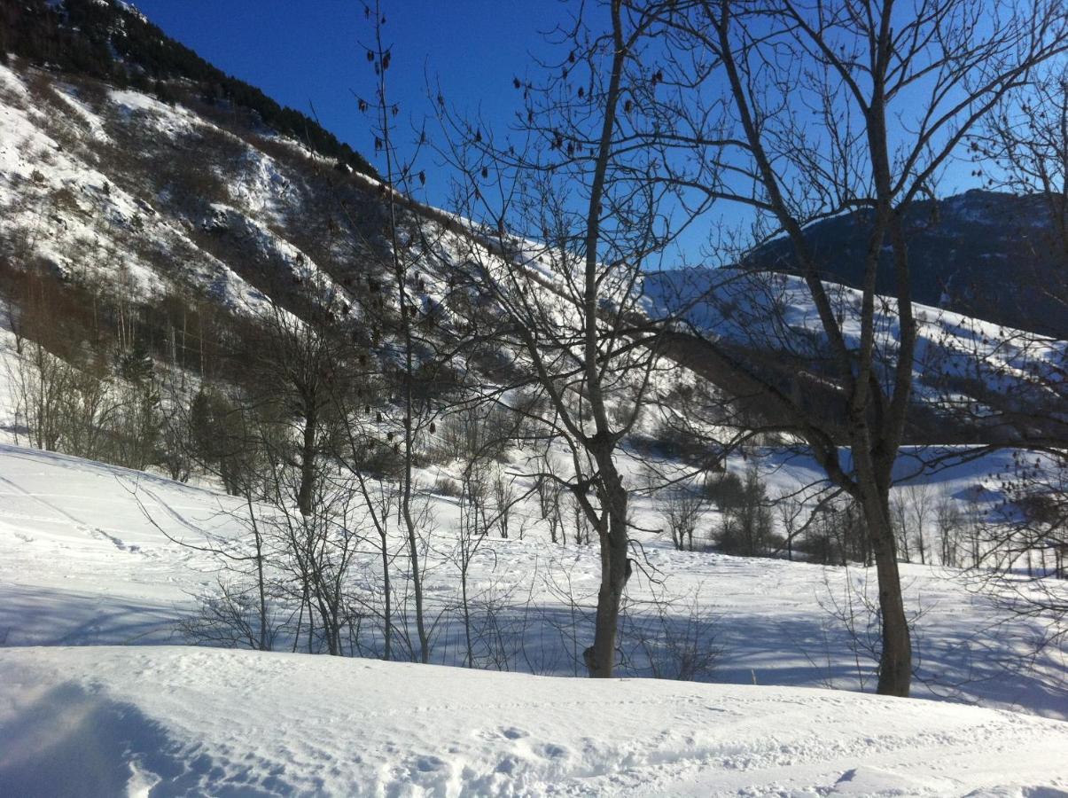 Casa esquí en pueblo junto a Baqueira Beret Ski Bagergue Exterior foto