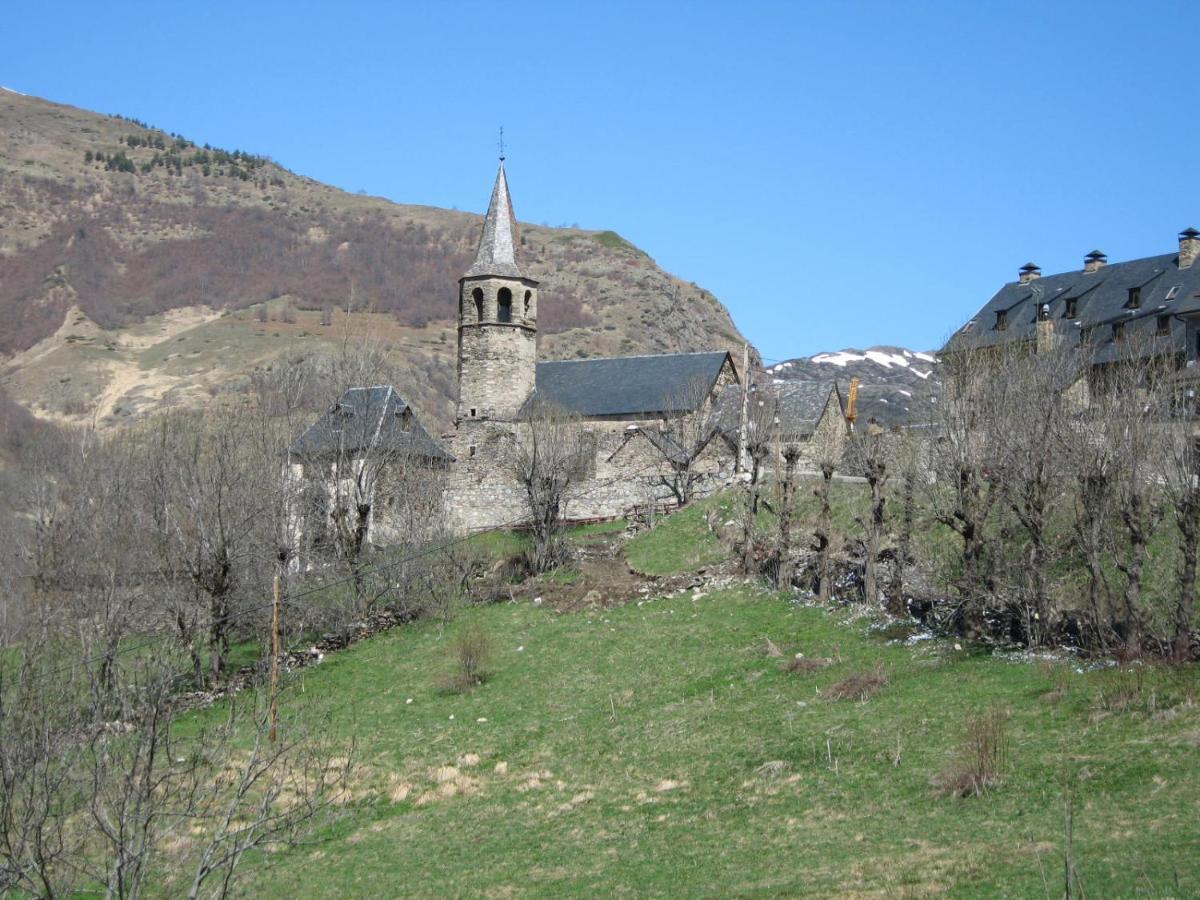 Casa esquí en pueblo junto a Baqueira Beret Ski Bagergue Exterior foto