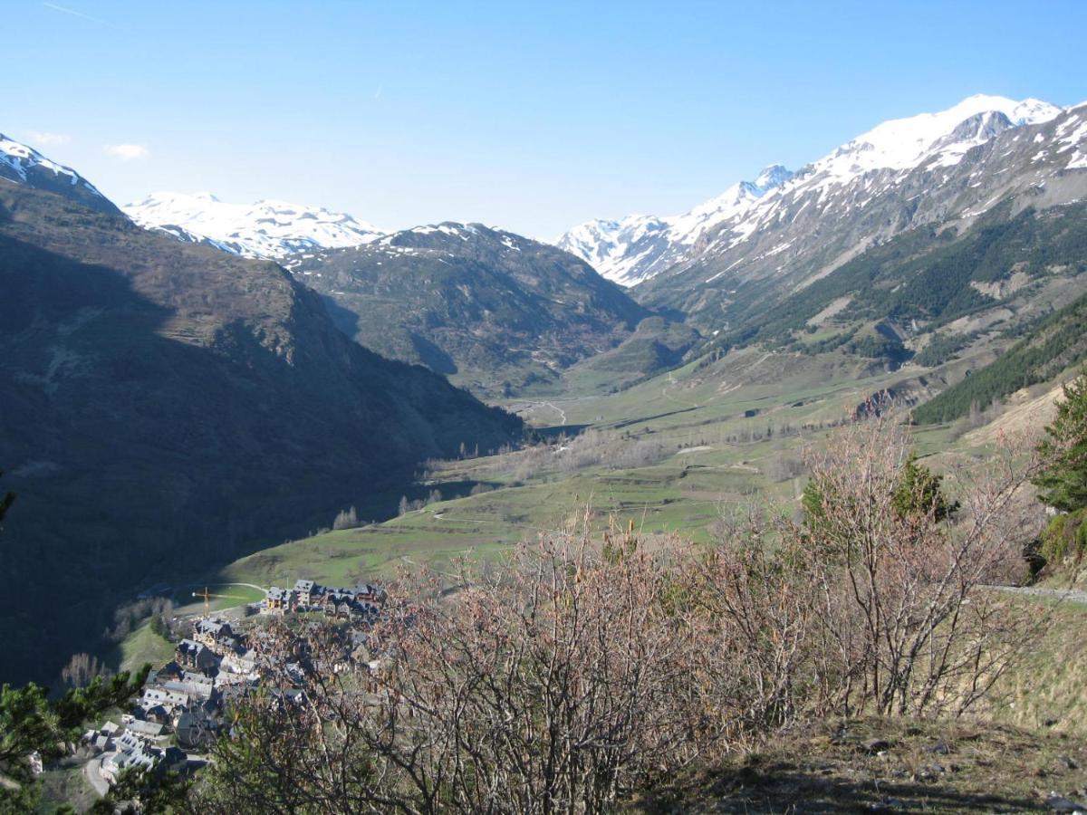 Casa esquí en pueblo junto a Baqueira Beret Ski Bagergue Exterior foto