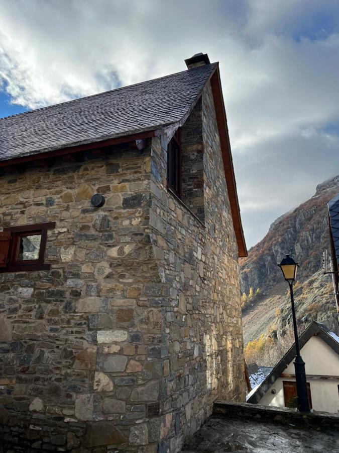 Casa esquí en pueblo junto a Baqueira Beret Ski Bagergue Exterior foto