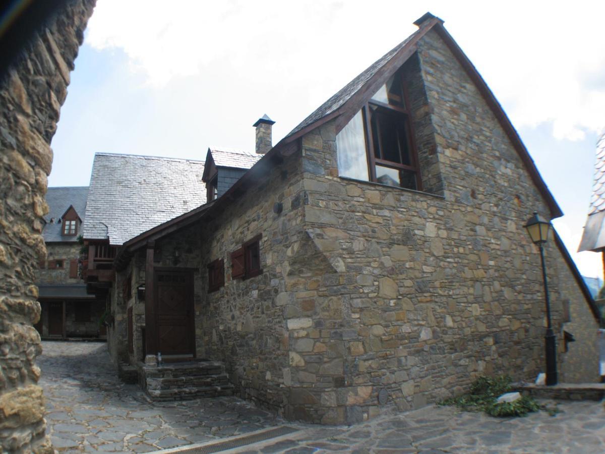 Casa esquí en pueblo junto a Baqueira Beret Ski Bagergue Exterior foto