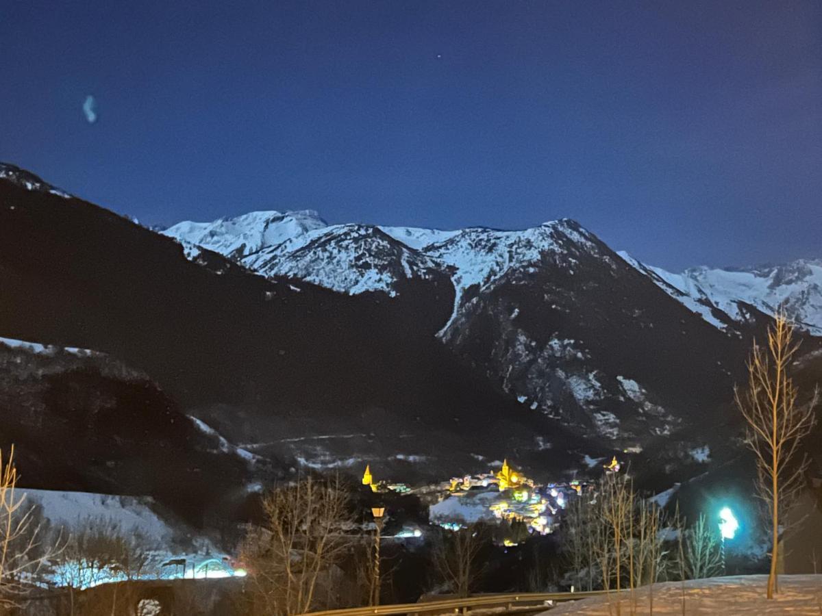 Casa esquí en pueblo junto a Baqueira Beret Ski Bagergue Exterior foto