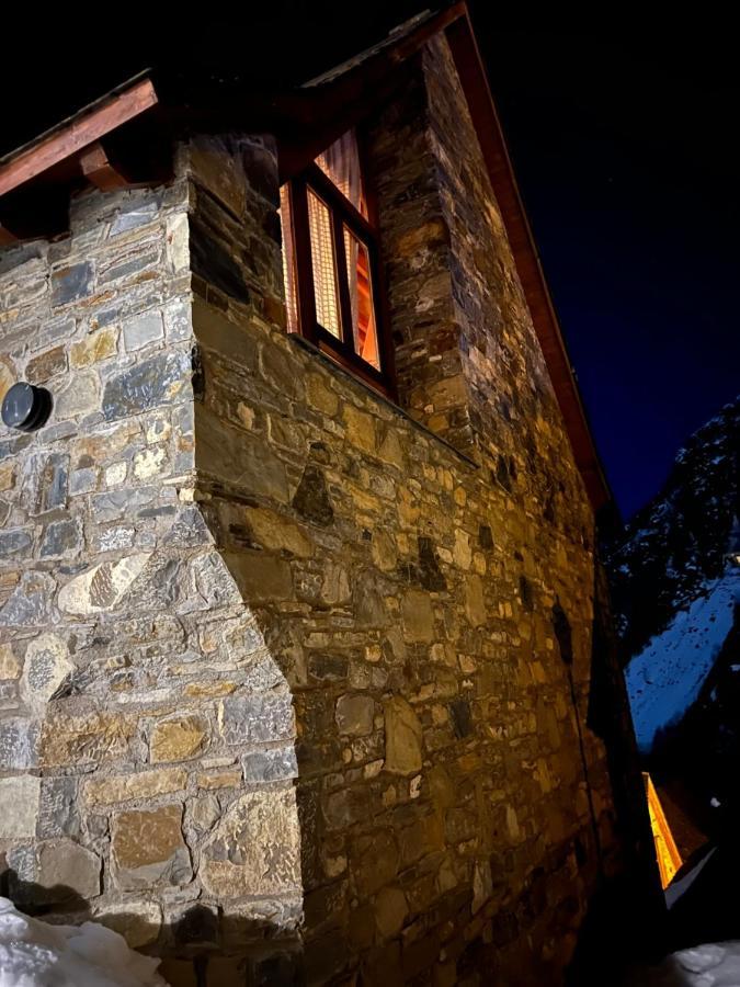 Casa esquí en pueblo junto a Baqueira Beret Ski Bagergue Exterior foto