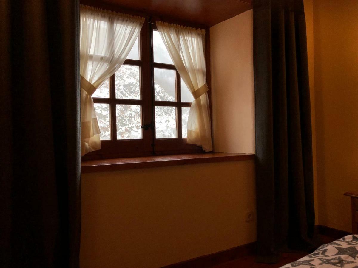 Casa esquí en pueblo junto a Baqueira Beret Ski Bagergue Exterior foto