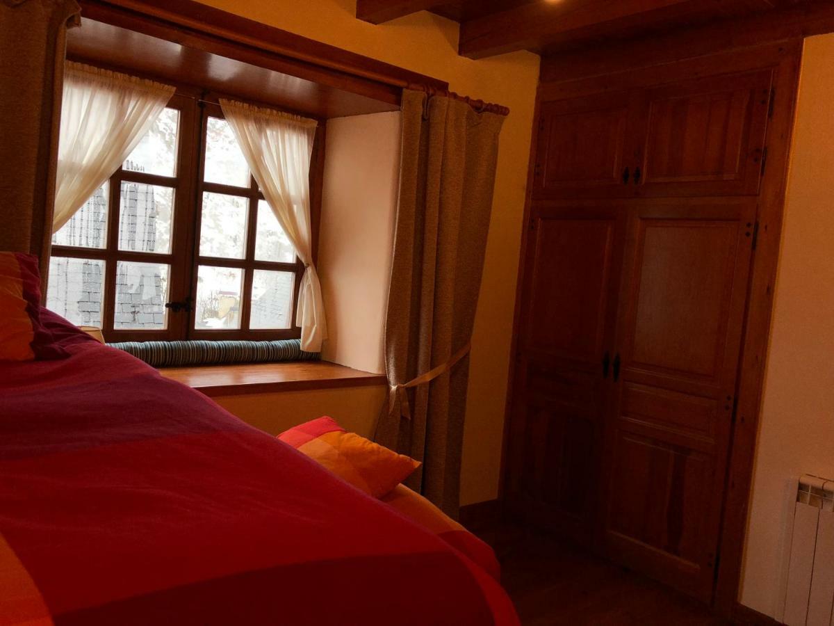 Casa esquí en pueblo junto a Baqueira Beret Ski Bagergue Exterior foto