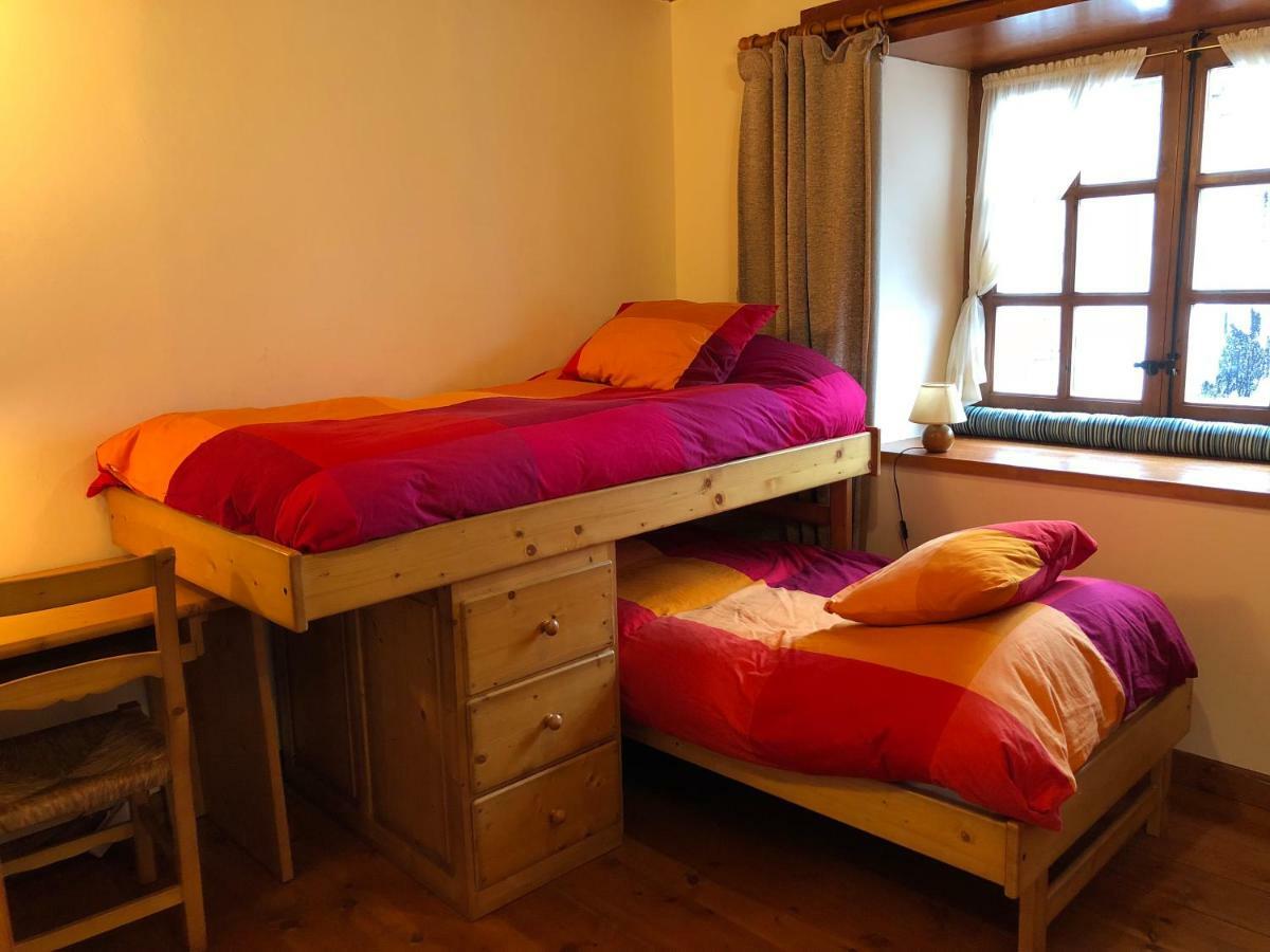 Casa esquí en pueblo junto a Baqueira Beret Ski Bagergue Exterior foto