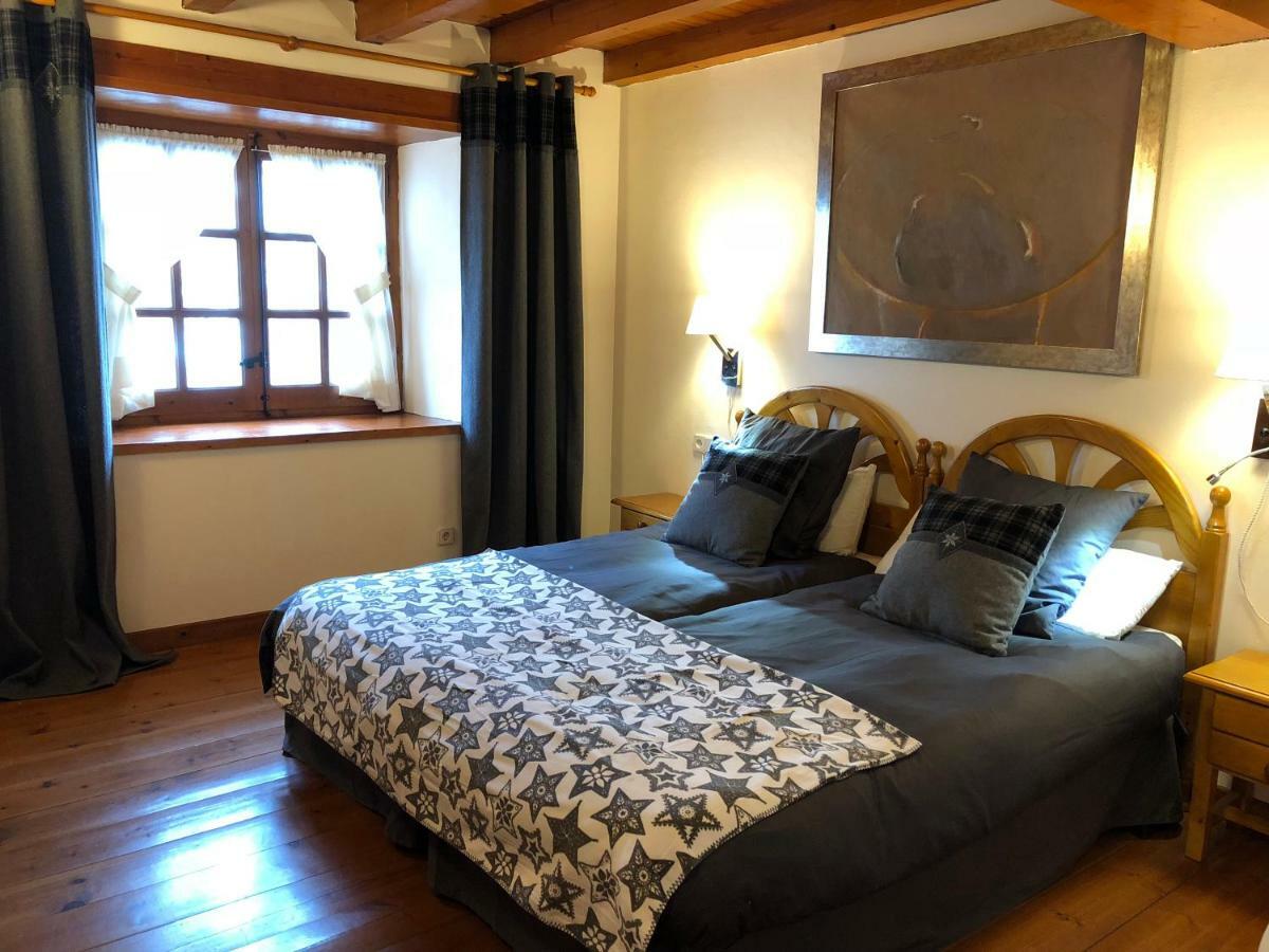 Casa esquí en pueblo junto a Baqueira Beret Ski Bagergue Exterior foto