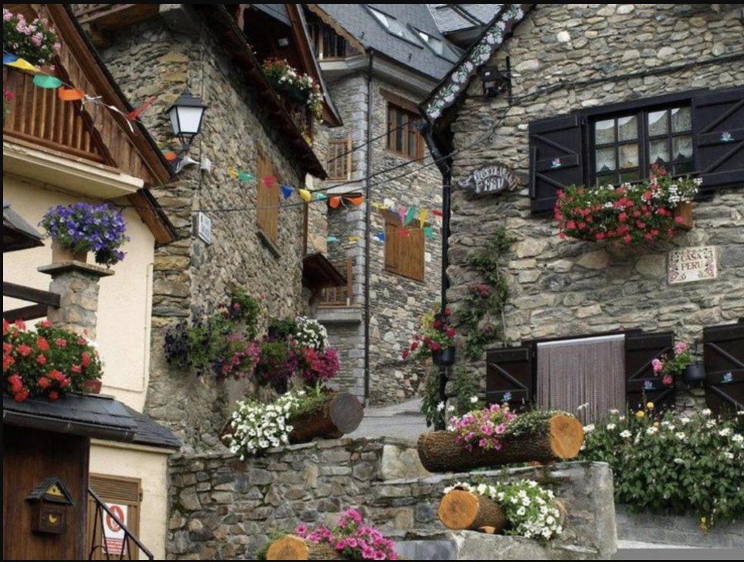Casa esquí en pueblo junto a Baqueira Beret Ski Bagergue Exterior foto